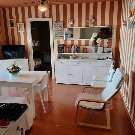 Apartamento Las Brisas Apartment Кадис Екстериор снимка